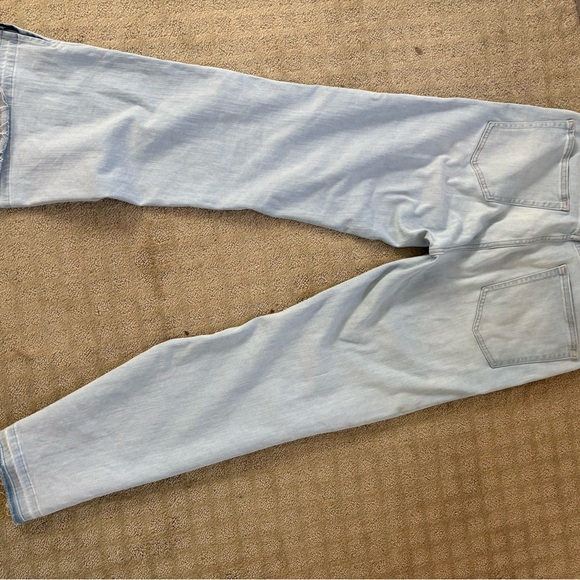 Frame Denim Light Wash Jeans - Picture 1 of 8